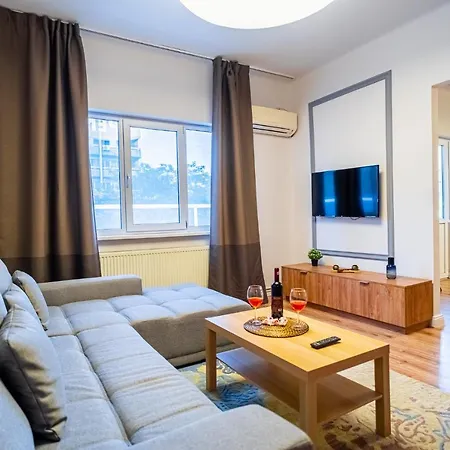 Heritage Hideaway - City's Architectural Splendor * Bucharest